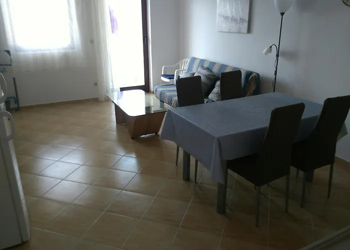 With Parking Space - Diklo, - 13982 Apartment Zadar